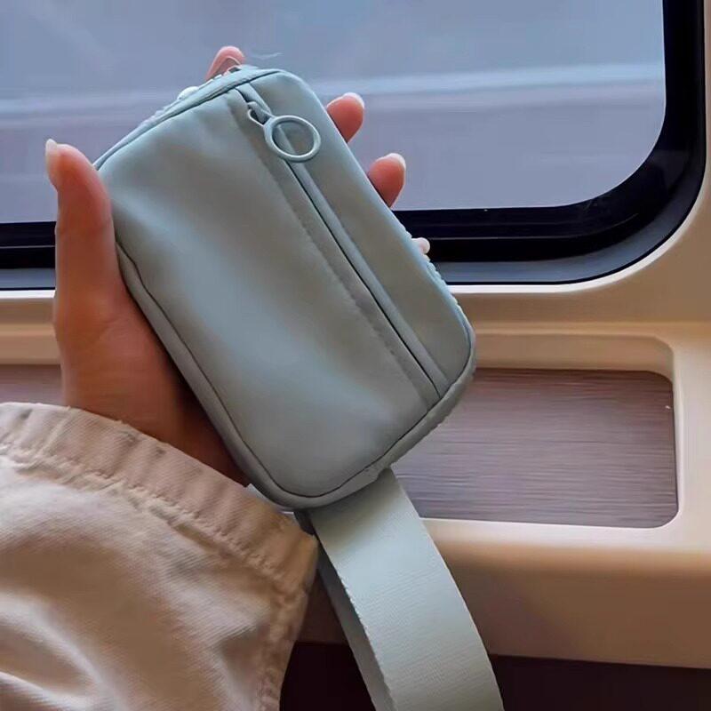 Portefeuille à poignet pour fe - Travel Accessories In Store avis et prix